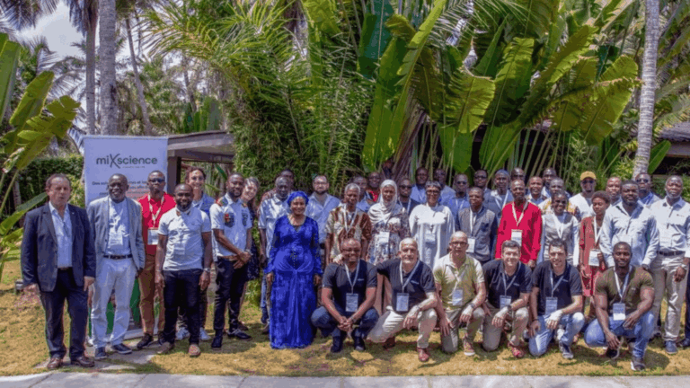 Retour sur le séminaire MiXscience en Côte d’Ivoire : les grands enjeux qui façonnent l’aviculture de demain